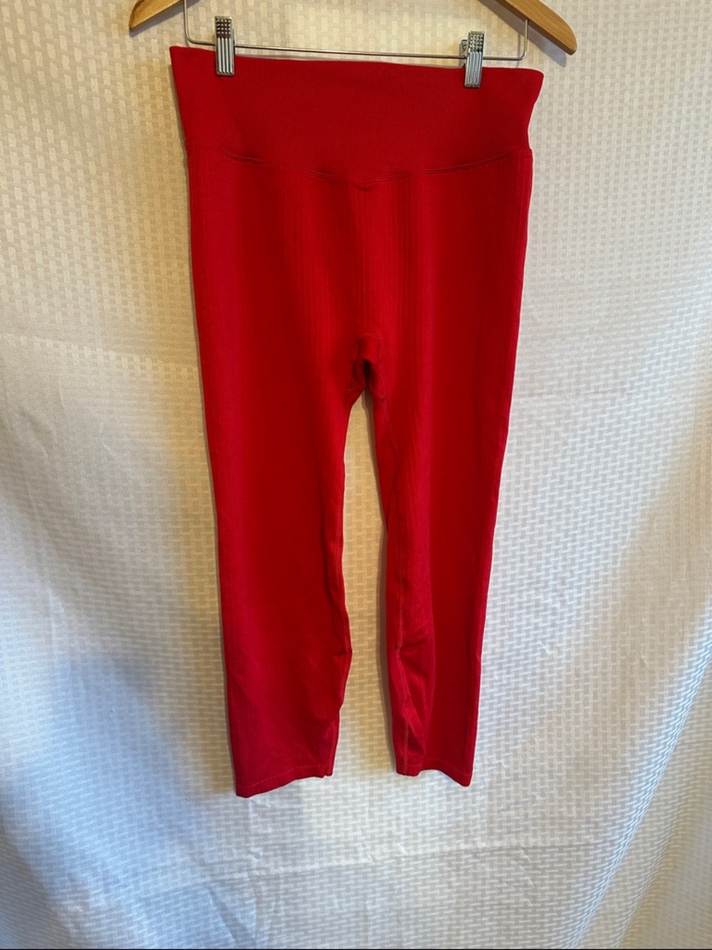 #882 PINK Victoria's Secret Bright Red Ribbed High-Waist Leggings